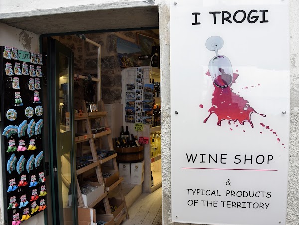 Enoteca I Trogi Wine Shop Riomaggiore