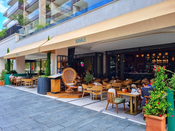 Navale - Kitchen & Bar