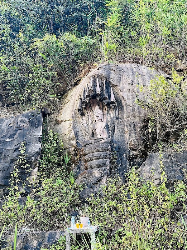 Sandstone Buddha Rock Sculptures 5