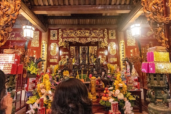 Bach Ma Temple 3