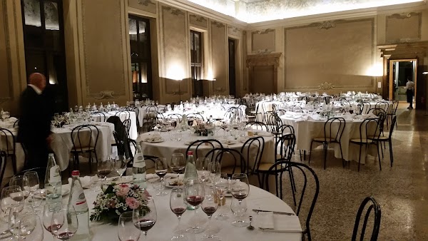 Via Giardino Giusti 2