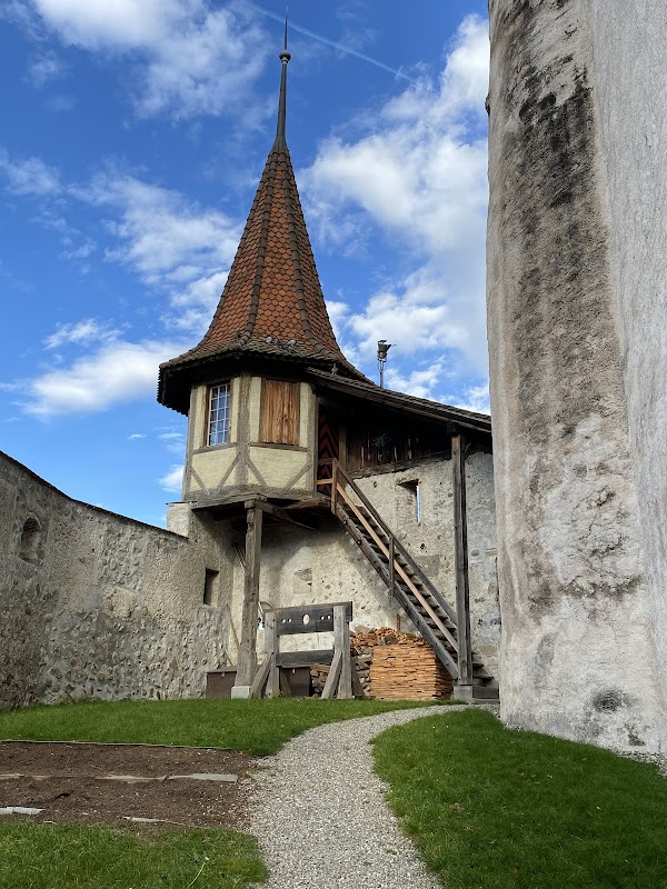 Thun Castle 4