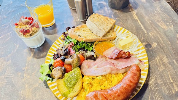Floresta cafe by Hungry biker 5