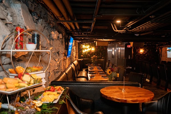 Estella Restaurant 2