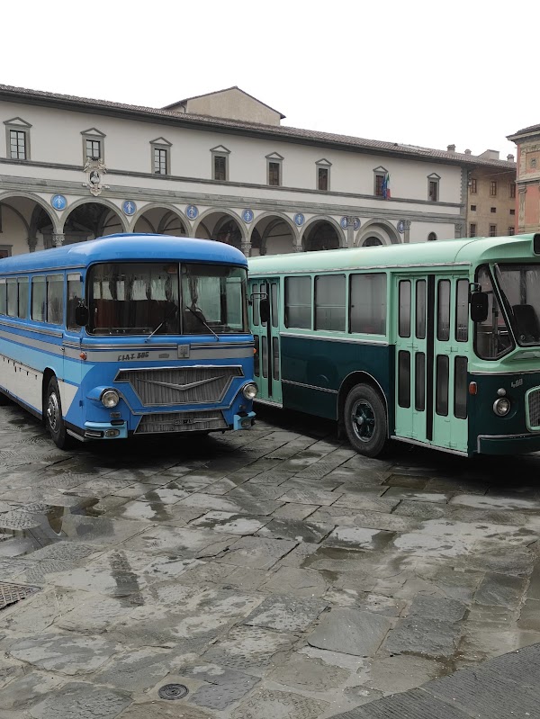 Piazza della Santissima Annunziata 4
