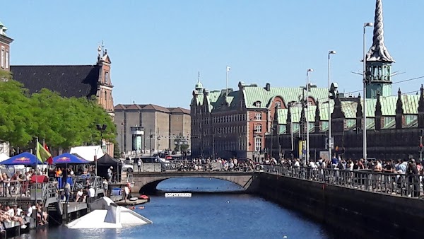 Ved Stranden 3
