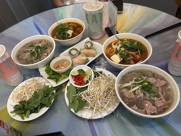 Bánh Mì Huynh Hoa 5