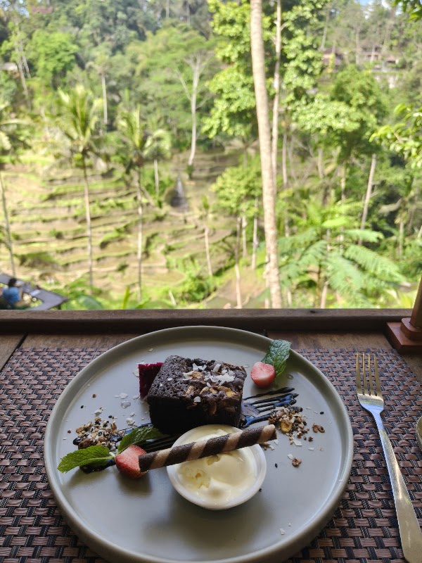 Uma Ceking Resto and Swing 2