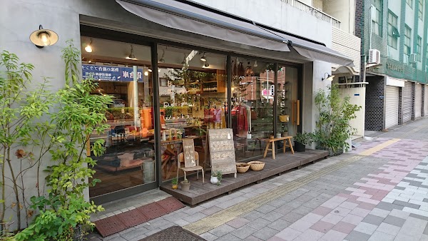 Shops in Japan 27
