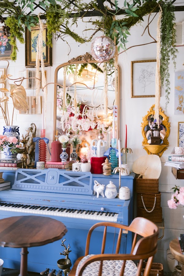 Blooming Floral Cafe