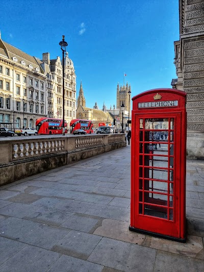 Red Telephone Box 1