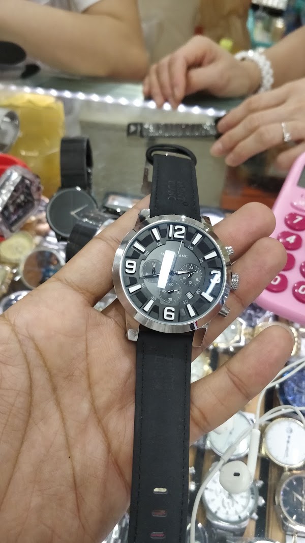 Nanfang Clock & Watch City 3