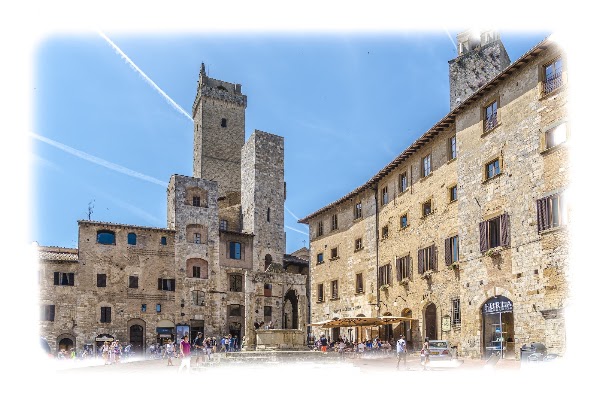 Piazza della Cisterna