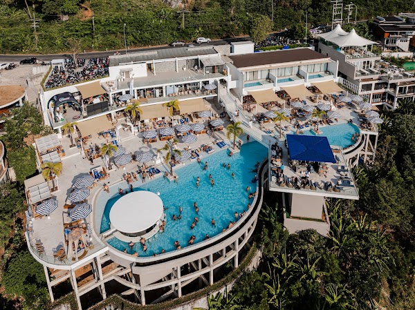 Fira Beach Club 1