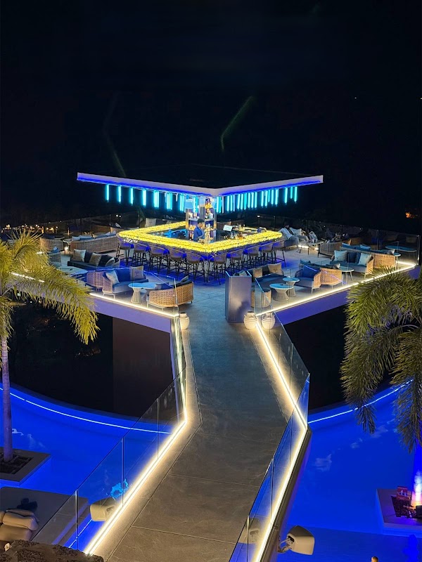 Fira Beach Club 4