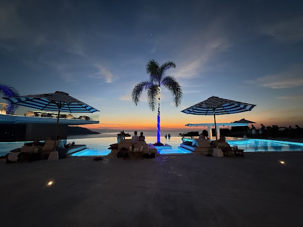 Fira Beach Club 3
