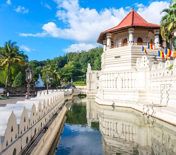 Sri Dalada Maligawa 3