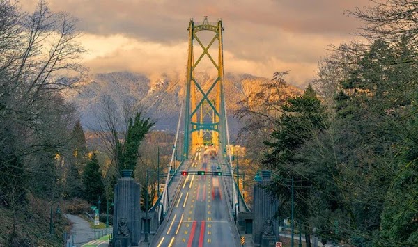 Lions Gate Bridge 4