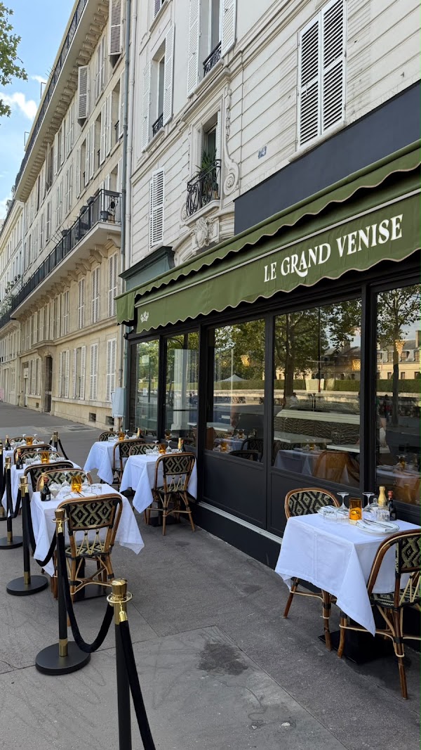 Le Grand Venise 1