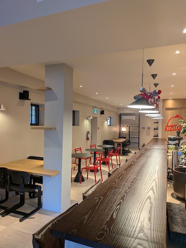 Three Dots Coffee Lab 4