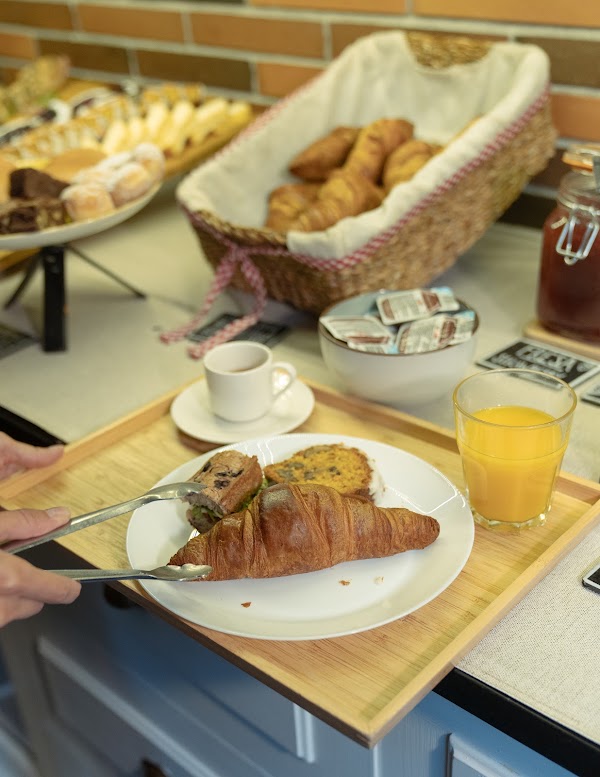 Hotel Praktik Bakery 2