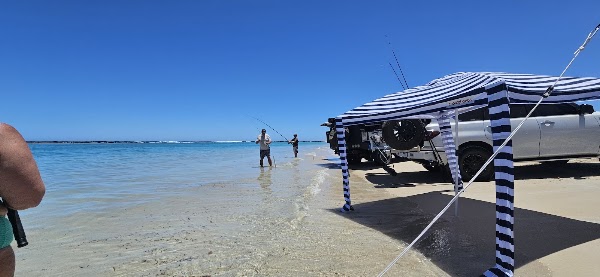 Lucky Bay Camp 2