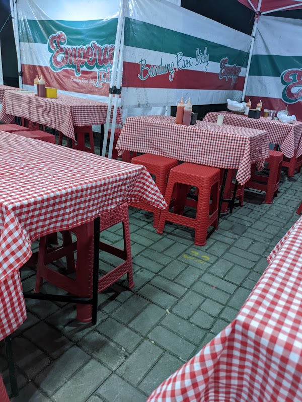 Emperano Pizza Cikuray 1