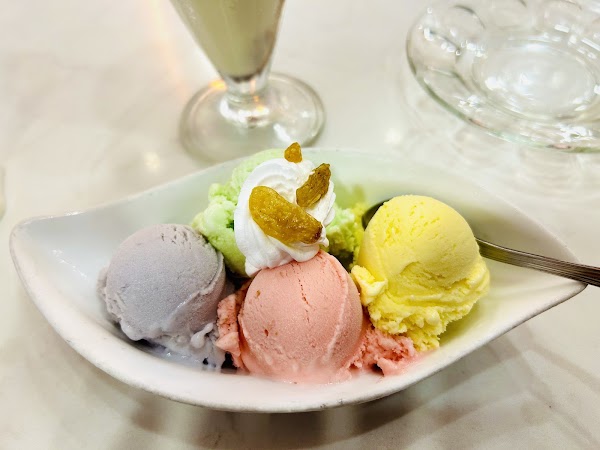 Bach Dang Ice Cream 5