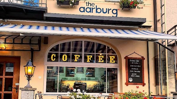 The Aarburg Hotel & Cafe