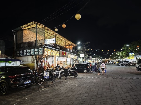 Dewi Sri Food Center 3