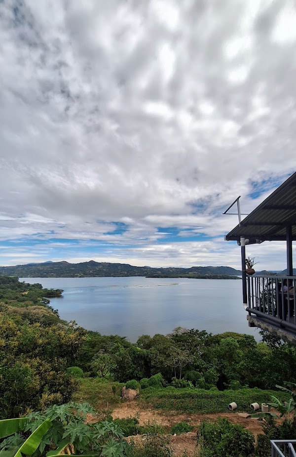 Lago suchitlan ,Suchitoto 5