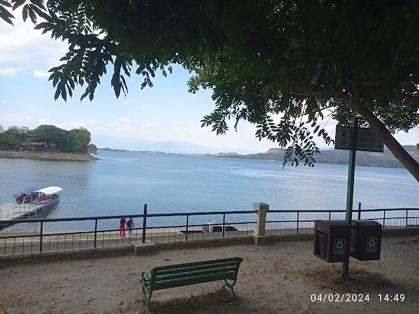 Lago suchitlan ,Suchitoto 3