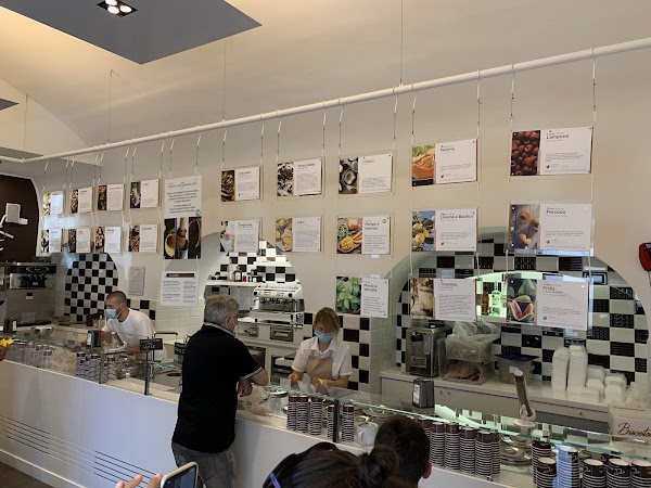 Caruso Gelateria 2