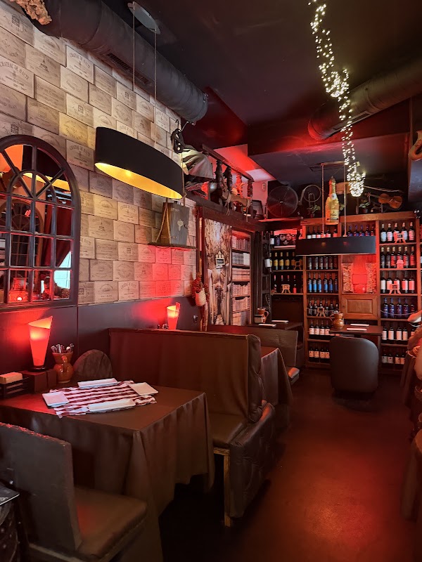 Bodega Biarritz 1881 5