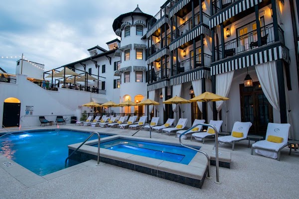 The Pearl Hotel
