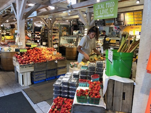 Woodstock Farmers' Market 1