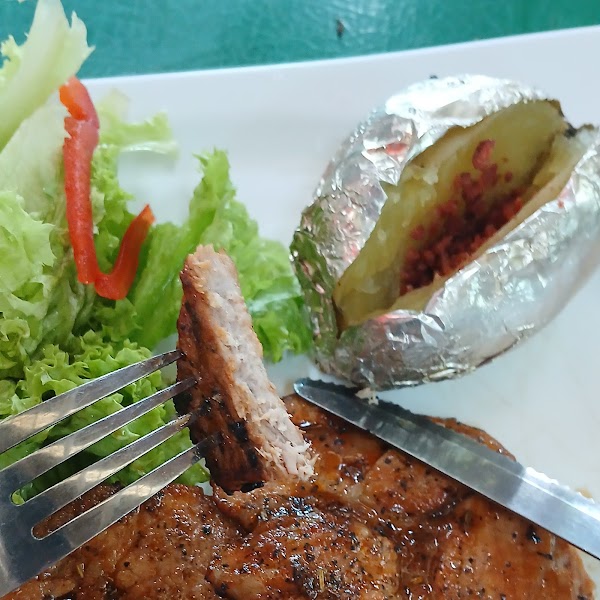 Cowboy Charcoal Grill