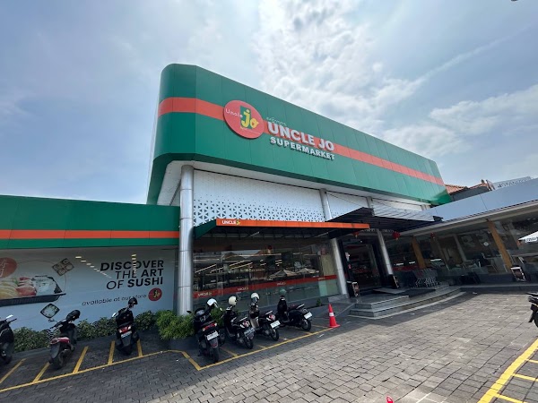Uncle Jo Supermarket - Gatsu Barat