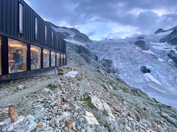 Cabane de Moiry CAS