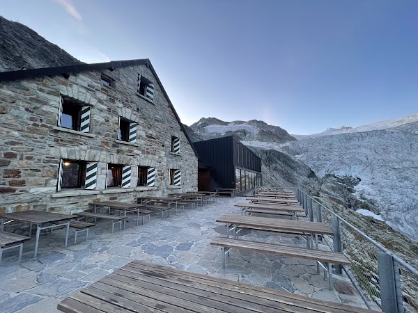 Cabane de Moiry CAS 2