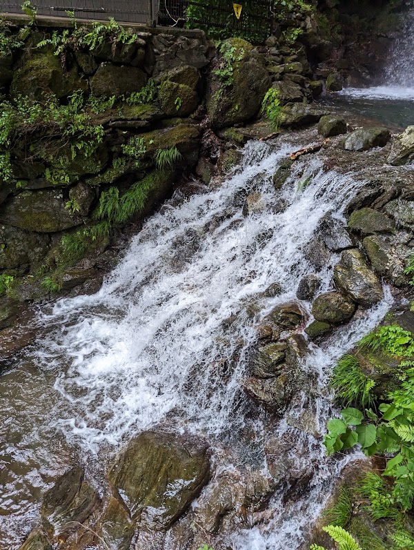 Biwa Waterfall 2