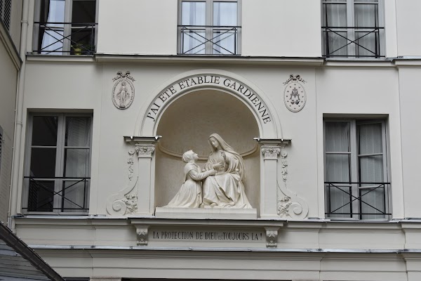Chapel of Our Lady of the Miraculous Medal 2