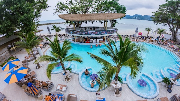 ARKbar Beach Club & Resort
