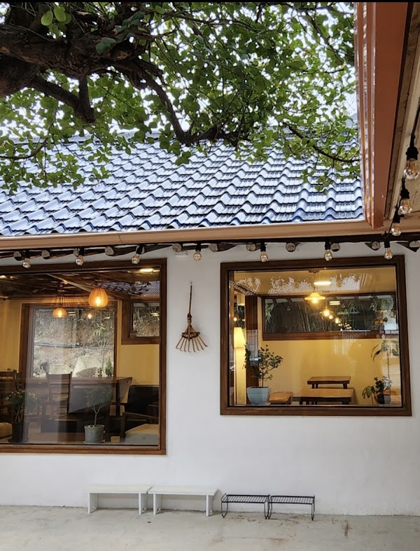 Cafe Guoksu 1