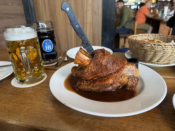 Hofbräu Wirtshaus Berlin 4