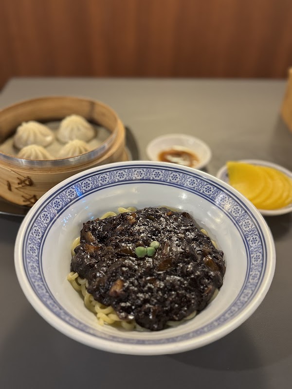 QQ Noodle House 4