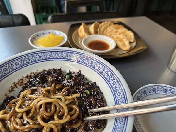 QQ Noodle House 2