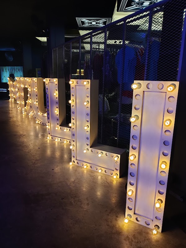 Illuzion Phuket 2