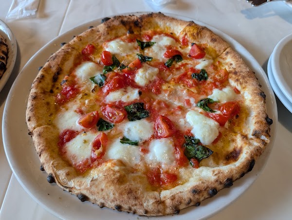 800 Degrees Neapolitan Pizzeria NEWoMan 4
