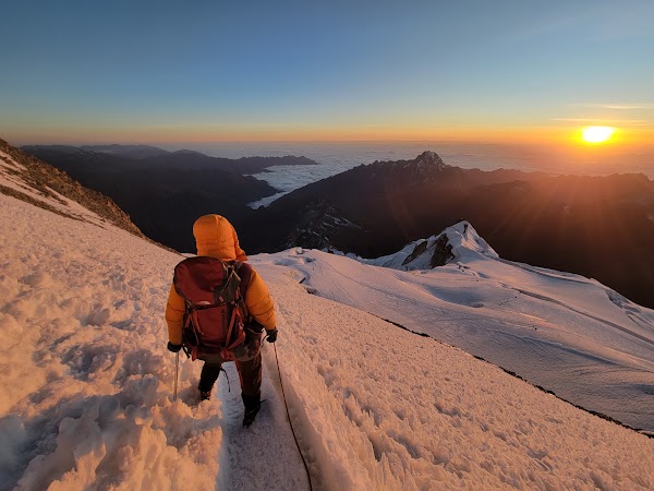 Endless Climb Tours / German mountainguide 1